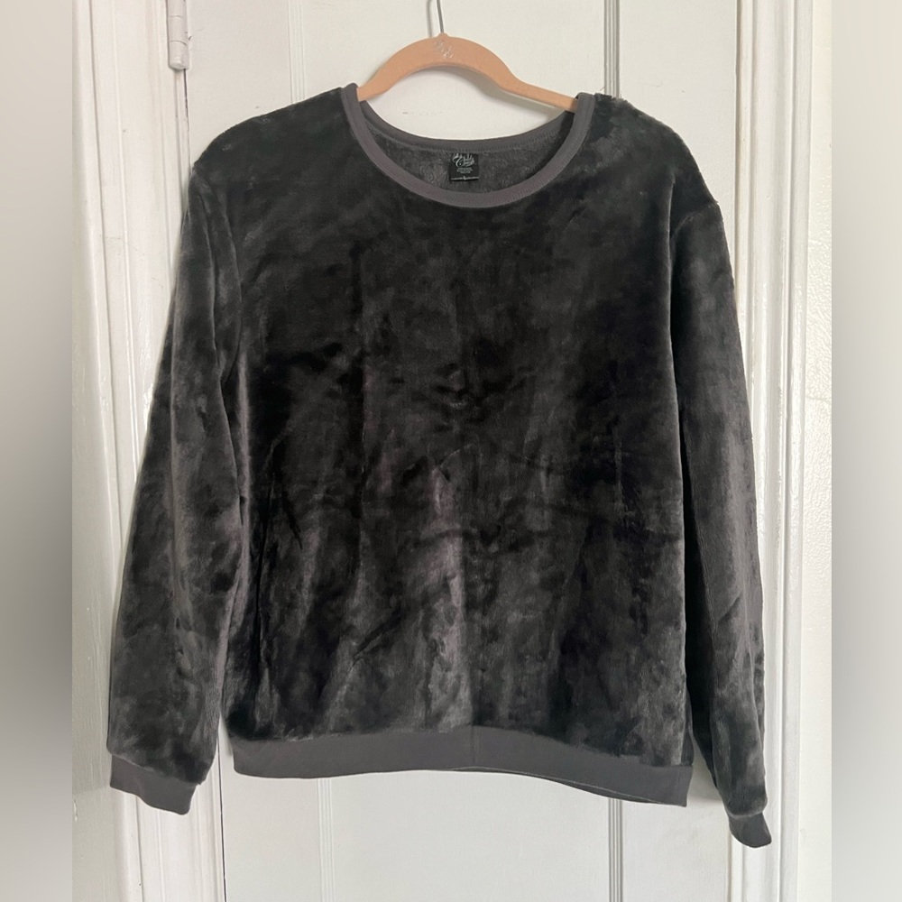 Cold Crush Sweater Gray Fuzzy Soft Long Sleeve Pullover Size L